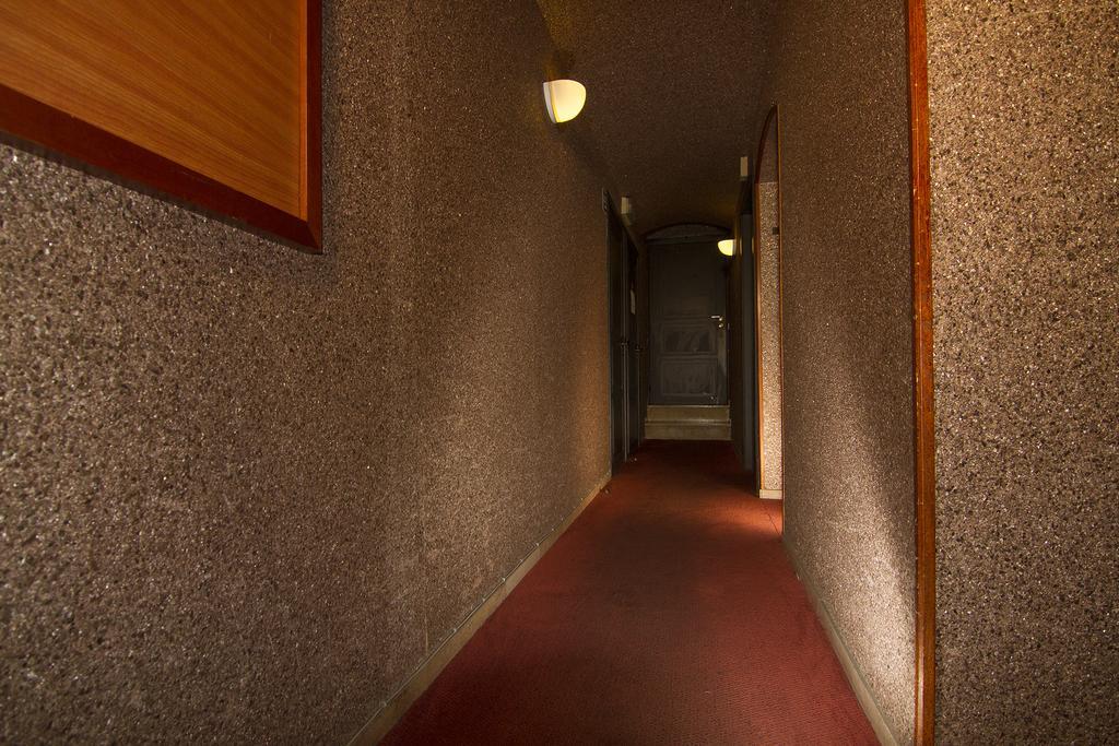 Hotel Le Chantecler Брюксел Екстериор снимка