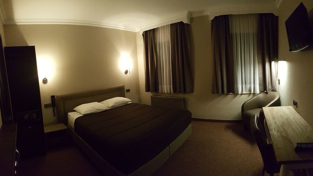 Hotel Le Chantecler Брюксел Екстериор снимка